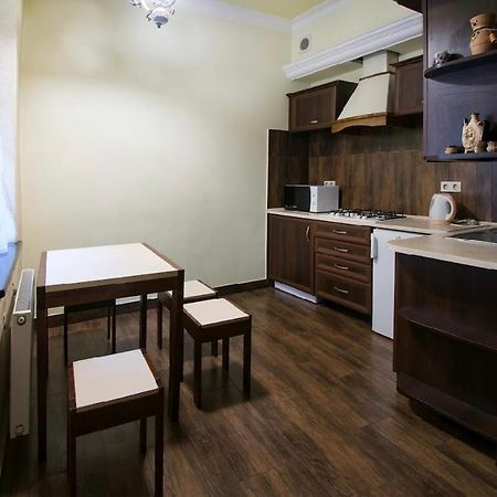 Vidfort Наливайка Leópolis Exterior foto