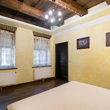 Vidfort Наливайка Leópolis Exterior foto
